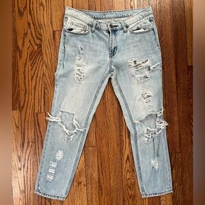UO BDG Distressed Light Blue Women's Jeans